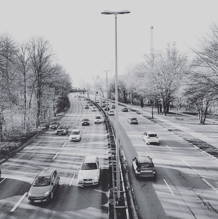 Autoverkehr auf dem mittleren Ring